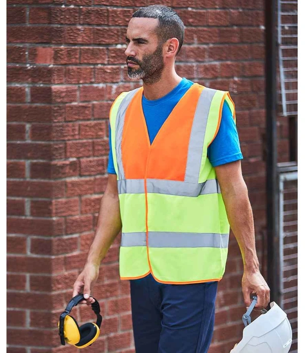  PPE And Hi - Vis Items - Personalised in Long Eaton, Nottingham and Derby. Printed and Embroidered